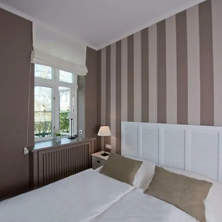 Apartment Ferien Domizil Zollhaus 1 *